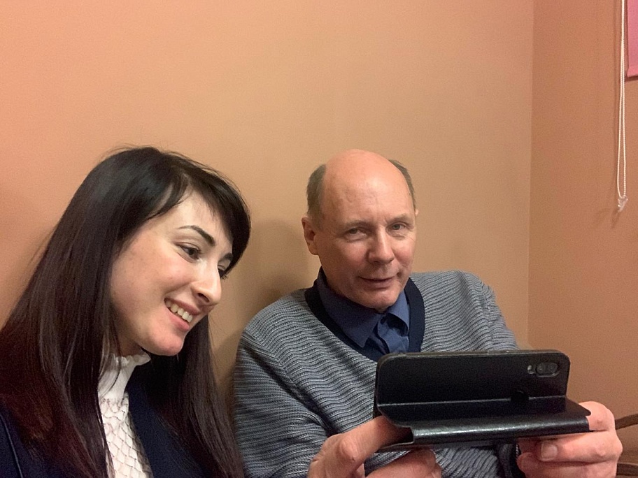 АНО ДПО «Содействие здоровью и медицинскому просвещению ИБИС» и Общероссийское движение «Стройная Россия» помогают гражданам проживать условия карантина пандемии COVID-19.