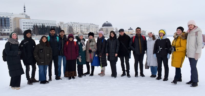 Эксперты стройной России на острове Кего