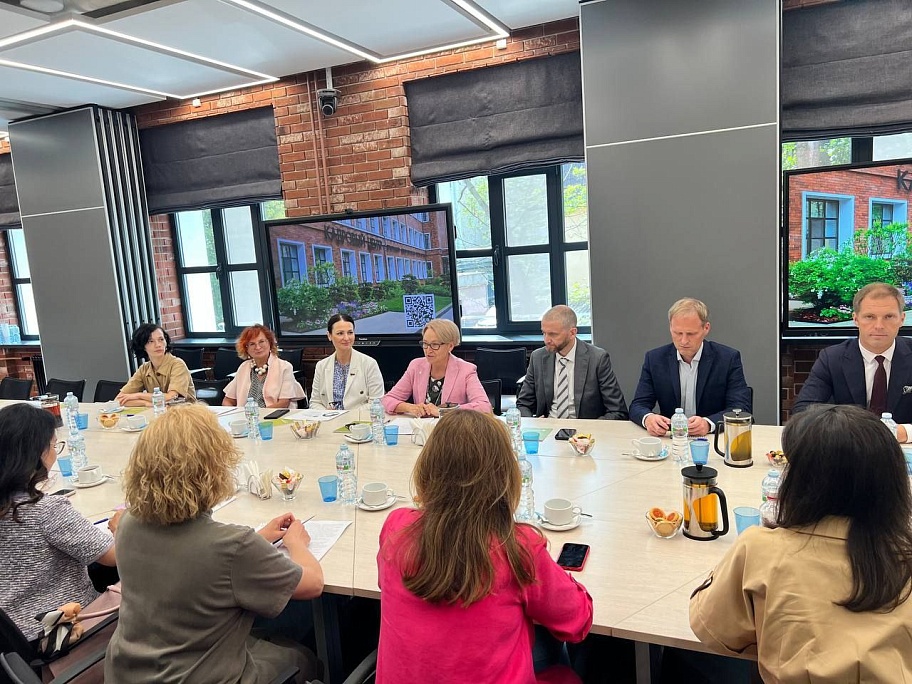 Круглый стол Департамента здравоохранения г. Москвы «Поддержка грудного вскармливания».