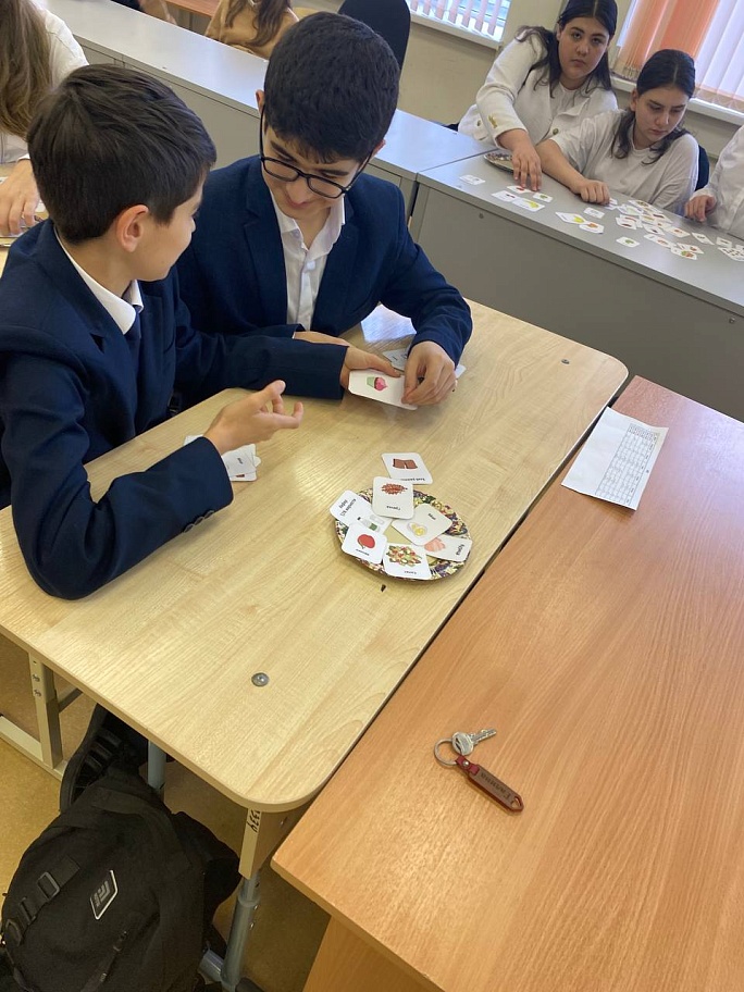 Основа традиций активного долголетия семьи – здоровое питание.