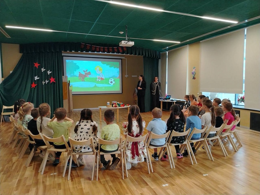 “Здоровое поколение, здоровое питание” в ГБОУ Школа № 338 имени Героя Советского Союза А.Ф. Авдеева, детском саду «Холст»