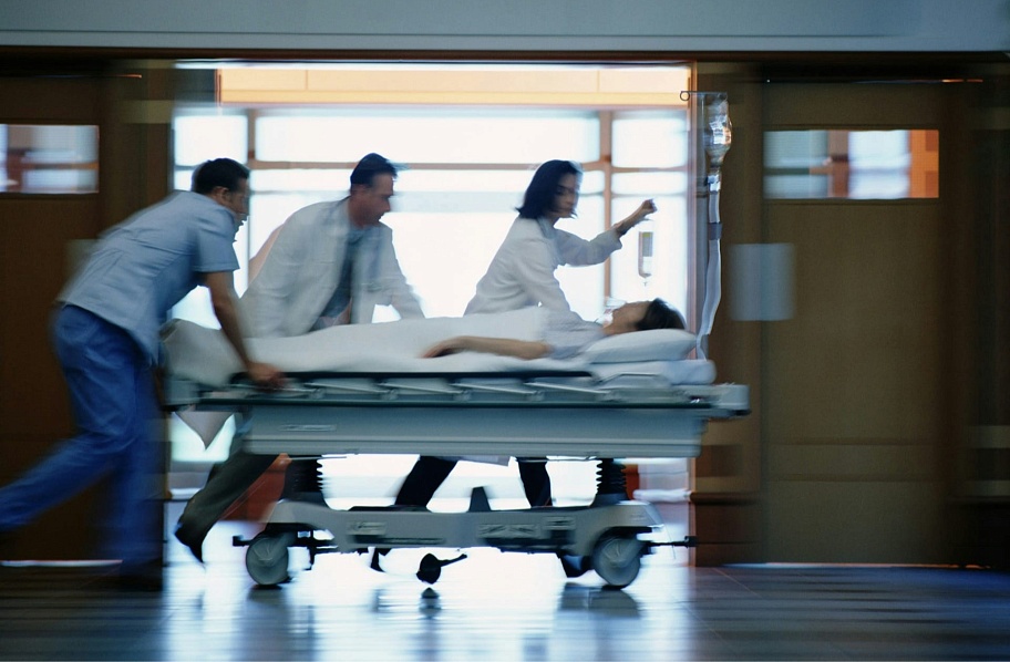 С 1 СЕНТЯБРЯ ИСПОЛНЯТЬ ОБЯЗАННОСТИ ВРАЧЕЙ СМОГУТ ФЕЛЬДШЕРЫ 