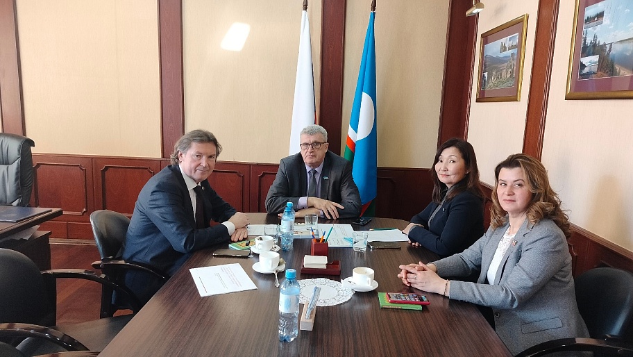 Совместная работа Общественной палаты Российской Федерации и Государственного Собрания Республики Саха.