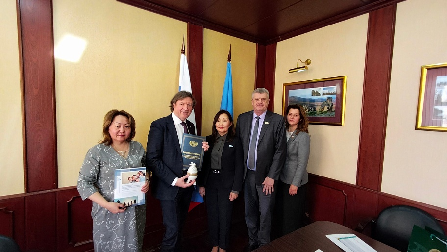 Совместная работа Общественной палаты Российской Федерации и Государственного Собрания Республики Саха.