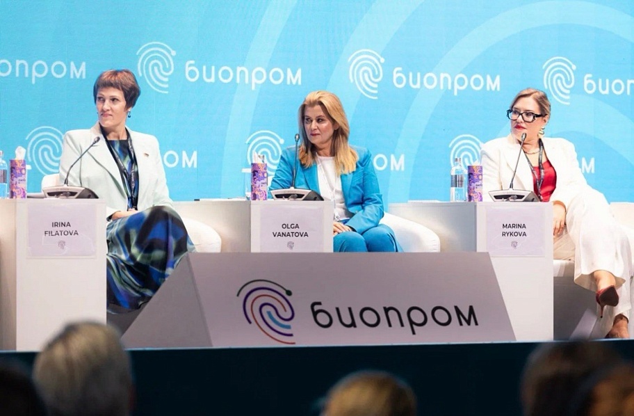 ЗДОРОВОЕ БУДУЩЕЕ  ГЛАЗАМИ «ОБЩЕСТВЕННИКОВ»