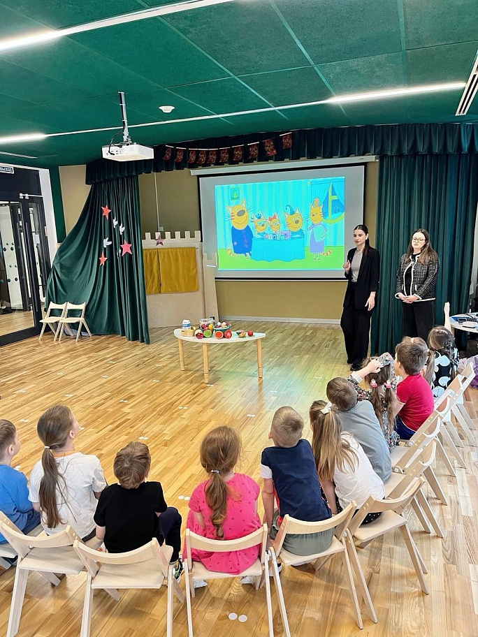 “Здоровое поколение, здоровое питание” в ГБОУ Школа № 338 имени Героя Советского Союза А.Ф. Авдеева, детском саду «Холст»