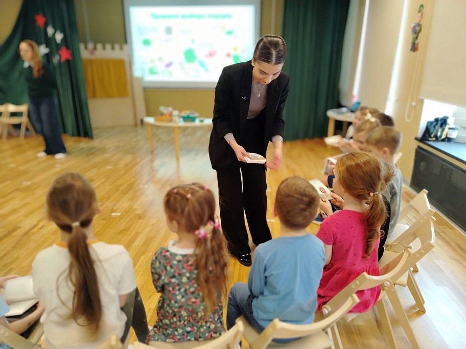 “Здоровое поколение, здоровое питание” в ГБОУ Школа № 338 имени Героя Советского Союза А.Ф. Авдеева, детском саду «Холст»