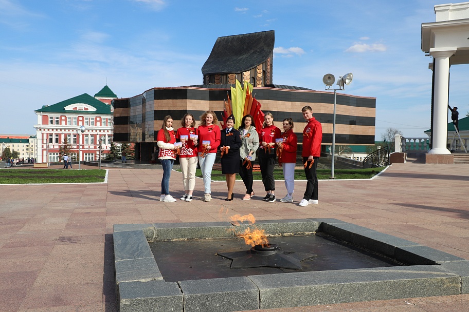 В Мордовии активисты движения «Стройная Россия» приняли участие в проведении акции «Георгиевская ленточка»