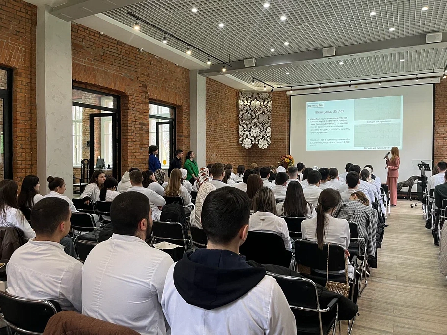 Молодежная дискуссия «От стройной России до Кавказского долголетия» на базе Северо-Осетинской государственной медицинской академии.